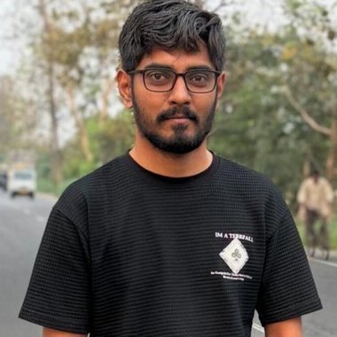 Ankit D. - Freelance Web Developer