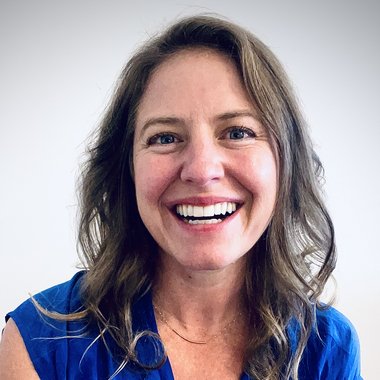 Flora G. - Freelance Designer