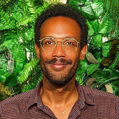 Livio A. - Freelance Ai Prompt Engineer