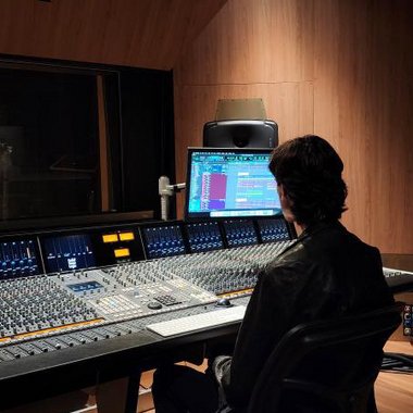 Daniel H. - Freelance Music Producer