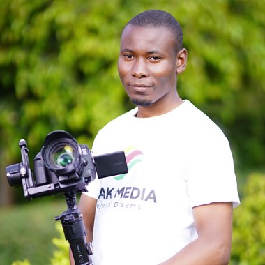 nzangayamphatso39948 - Freelance Videographer