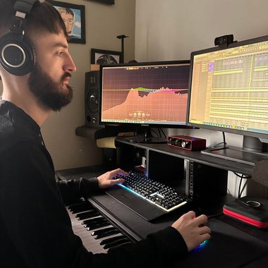 Jamie W. - Freelance Mixing Engineer