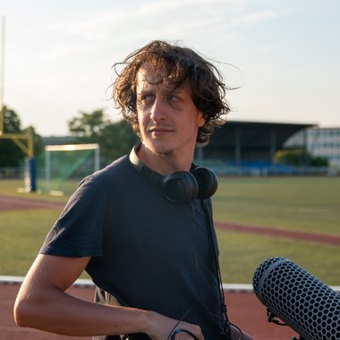 Elliot K. - Freelance Mixing Engineer