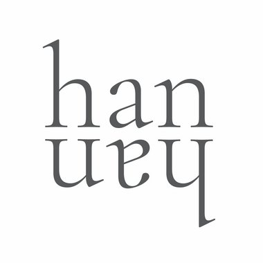 Hannah Y. - Freelance Designer