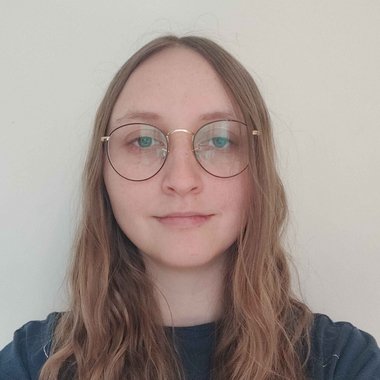 Salomé V. - Freelance Artist