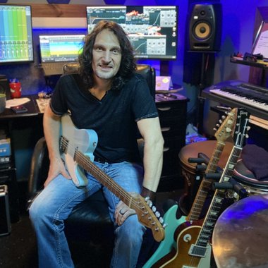 Dante B. - Freelance Band Member