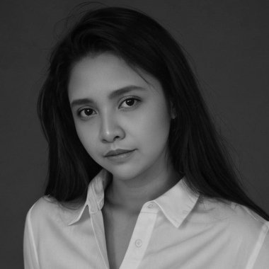 Jan E. - Freelance Art Director