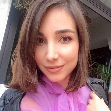 Maria K. - Freelance Content Strategist