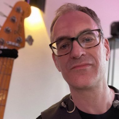 Jonathan J. - Freelance Mixing Engineer