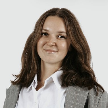 Yulia S. - Freelance Digital Marketer