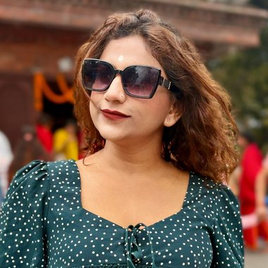 Saru L. - Freelance Actor