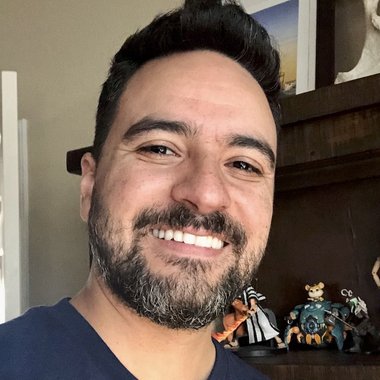 Octavio A. - Freelance Artworker