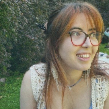Sofia - Freelance Designer