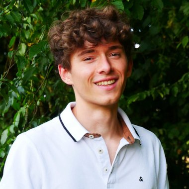 Laszlo V. - Freelance Music Composer