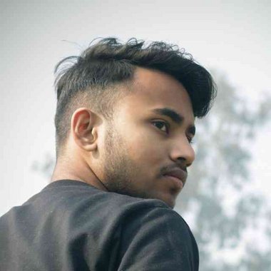 Shoaib H. - Freelance Graphic Designer