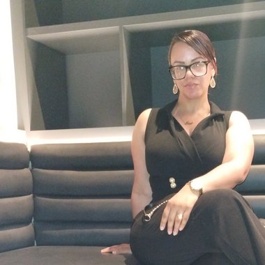 Lucy B. - Freelance Ugc Creator