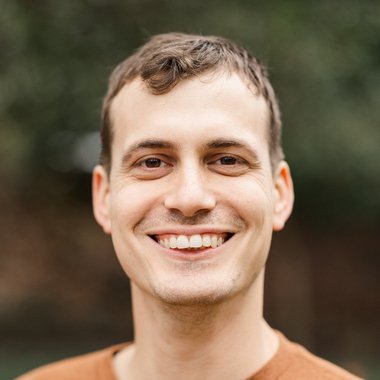 Corey L. - Freelance Ugc Creator