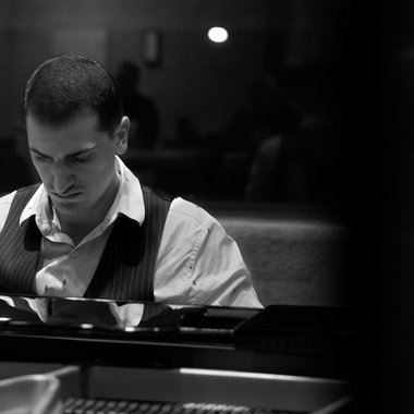 Alejandro - Freelance Conductor