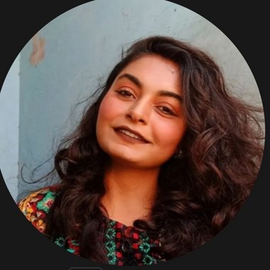 Anmol O. - Freelance Graphic Designer