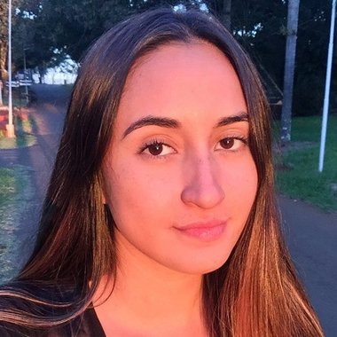 Jazmin C. - Freelance Graphic Designer