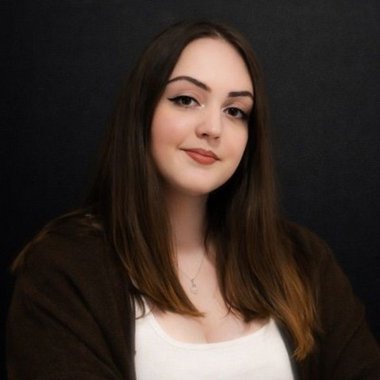 Buket E. - Freelance Designer