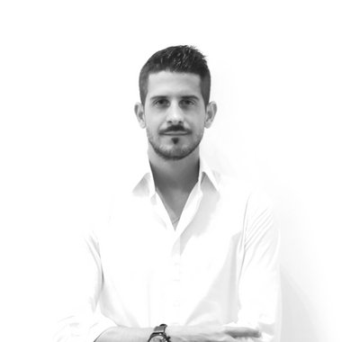 Morgan G. - Freelance Designer