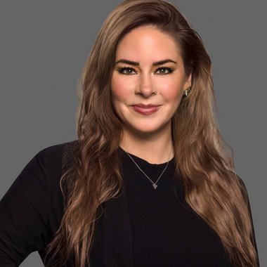 Charis S. - Freelance Performance Marketer