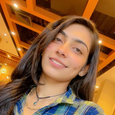 KANISHKA V. - Freelance Brand Designer