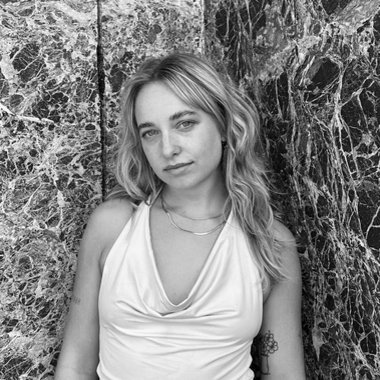 Johanna R. - Freelance Artworker