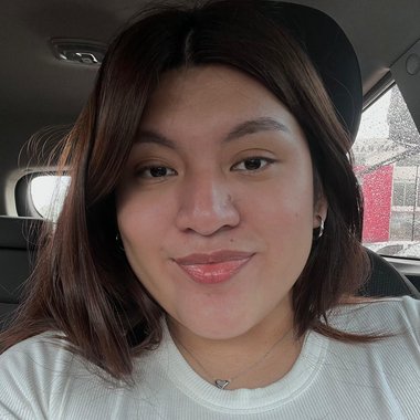 Noreliz V. - Freelance Media Coordinator