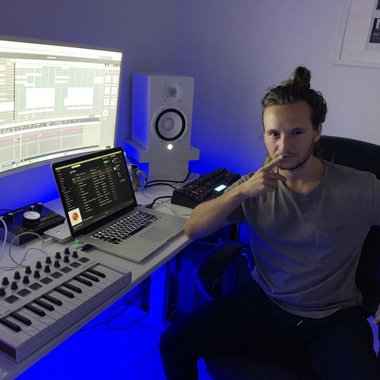 markmendes - Freelance Music Producer