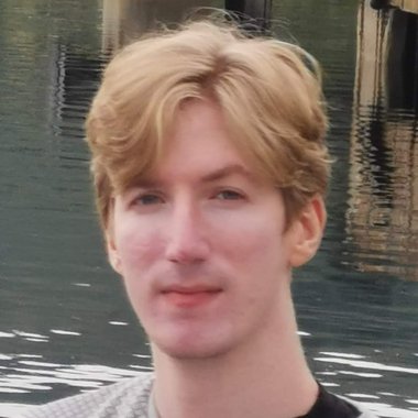 Glenn B. - Freelance Developer