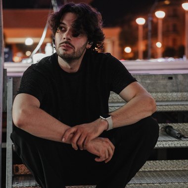 Michele R. - Freelance Videographer