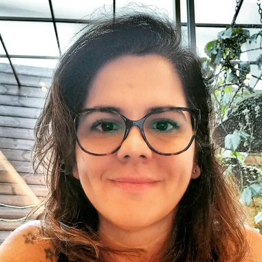 HELEN G. - Freelance Performance Marketer