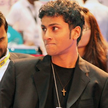 Sheldon R. - Freelance Video Editor