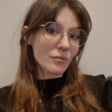 Mikaela V. - Freelance Developer