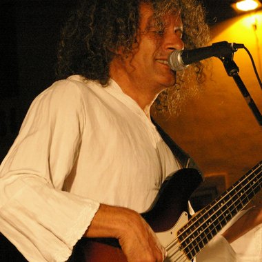 Herberto F. - Freelance Bassist
