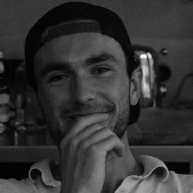 SAMUEL O. - Freelance Web Developer