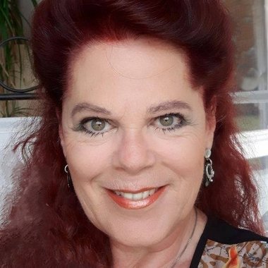 Carola W. - Freelance Presenter