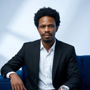 CHUKWUEMEKA E. - Freelance Ui Designer