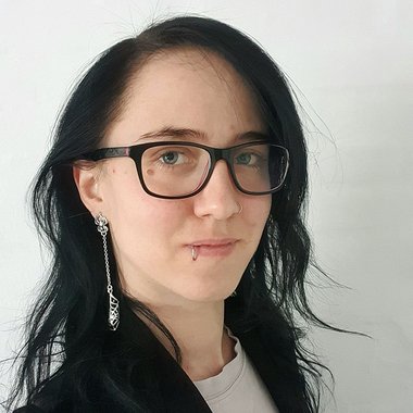 Monika G. - Freelance Web Designer
