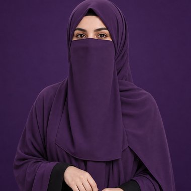 Mahnoor - Freelance Web Designer