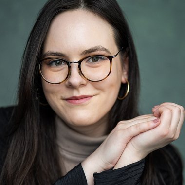 Diana H. - Freelance Screenwriter