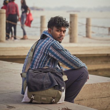 Elwin E. - Freelance Writer