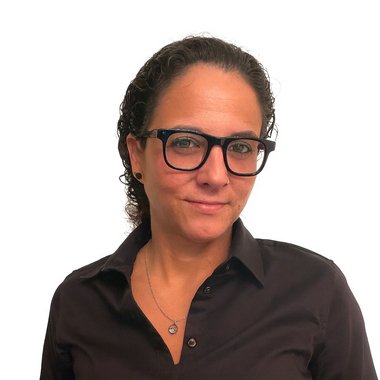 Jacqueline C. - Freelance Packaging Designer