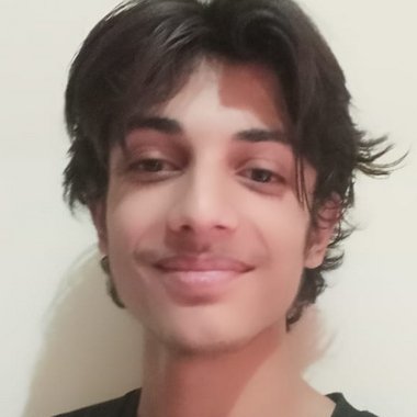 Piouss - Freelance Writer