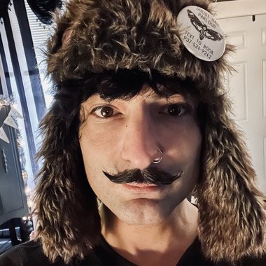 Bradley L. - Freelance Content Creator