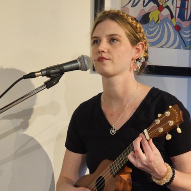 Maeve B. - Freelance Lyricist