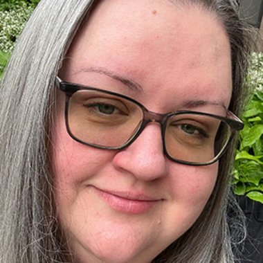 Jelena Z. - Freelance Social Media Freelancer