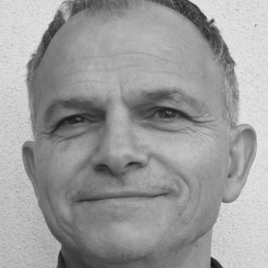 Toni T. - Freelance Packaging Designer